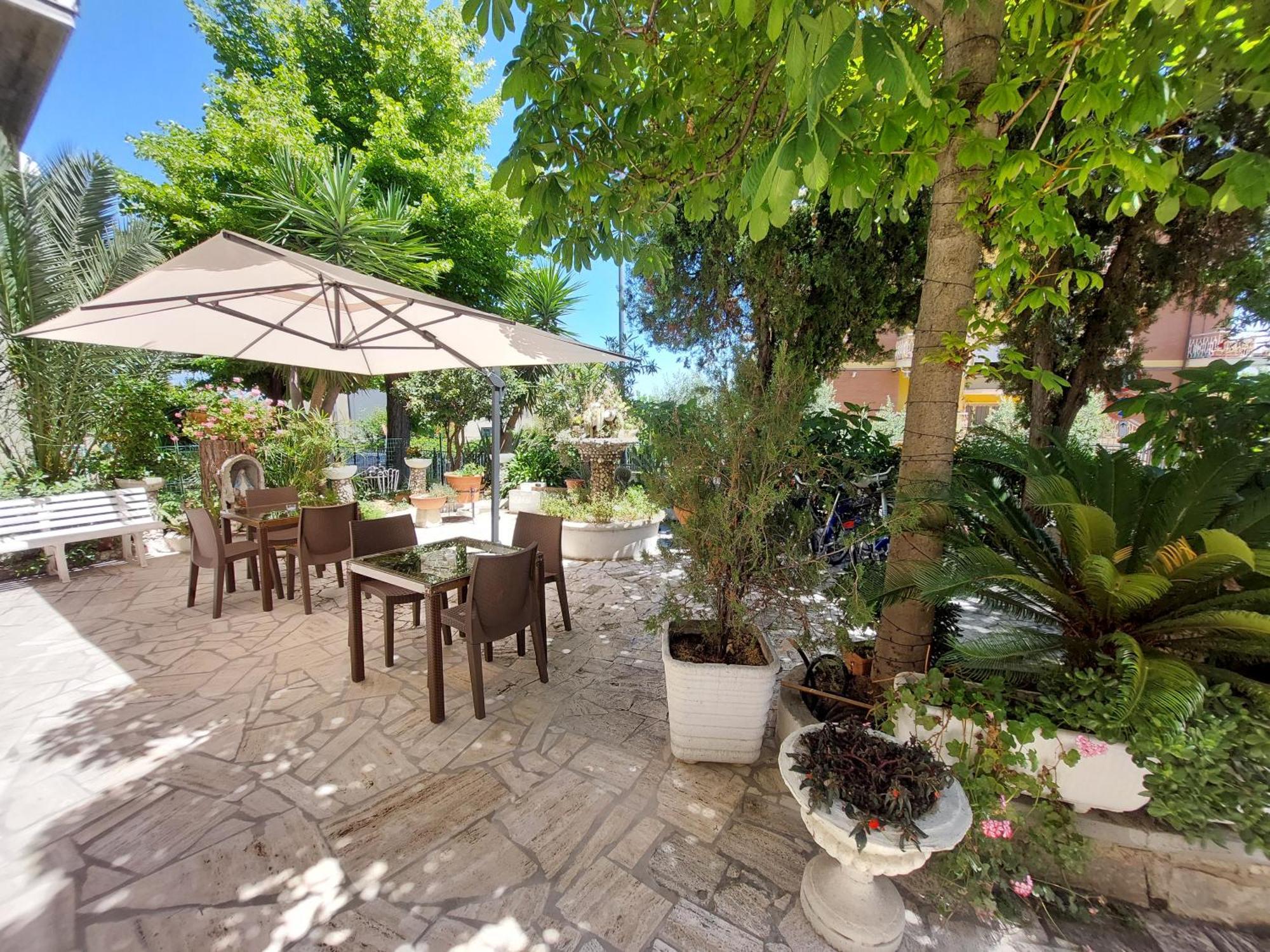 B&B La Fontanella San Benedetto del Tronto Buitenkant foto